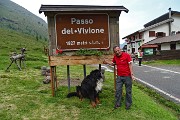 05 Al Passo del Vivione (1827 m) con Liuk, bovaro del bernese del Rifugio